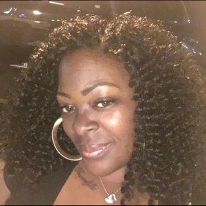 Meet your Posher, Tashira